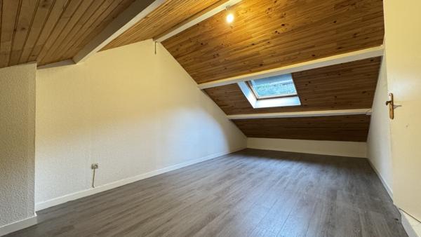 L'Étrat (42580) Maison de 150m2 environ sur 726m2 de terrain