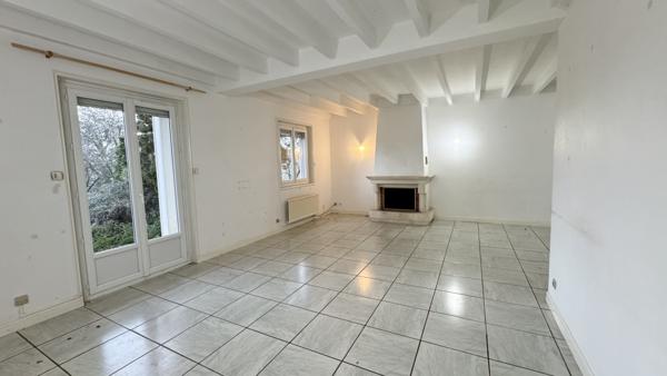 L'Étrat (42580) Maison de 150m2 environ sur 726m2 de terrain