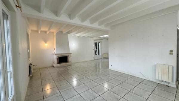L'Étrat (42580) Maison de 150m2 environ sur 726m2 de terrain