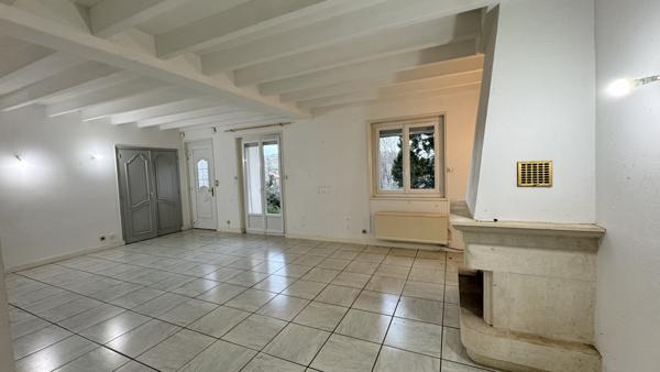 L'Étrat (42580) Maison de 150m2 environ sur 726m2 de terrain