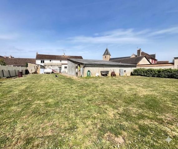 Maison à COURGAINS, 72260 - 10 pièces 270m²