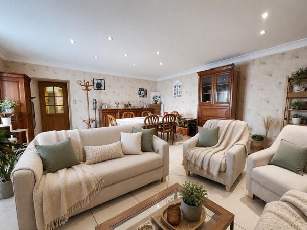 Maison à COURGAINS, 72260 - 10 pièces 250m²