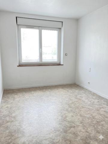 Maison à COURGAINS, 72260 - 10 pièces 250m²