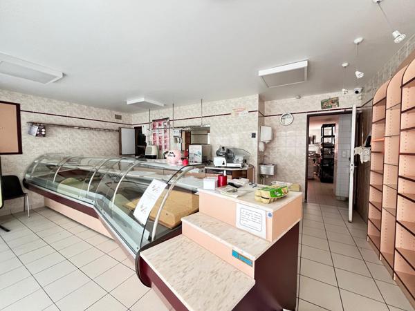 Maison à COURGAINS, 72260 - 10 pièces 250m²