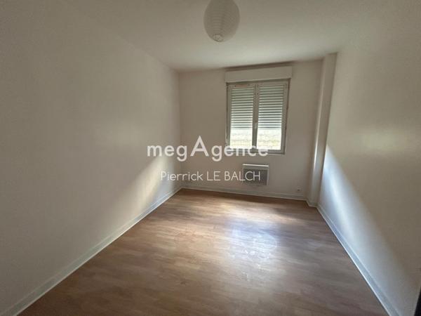 Immeuble à GUINGAMP, 22200 - 295m²