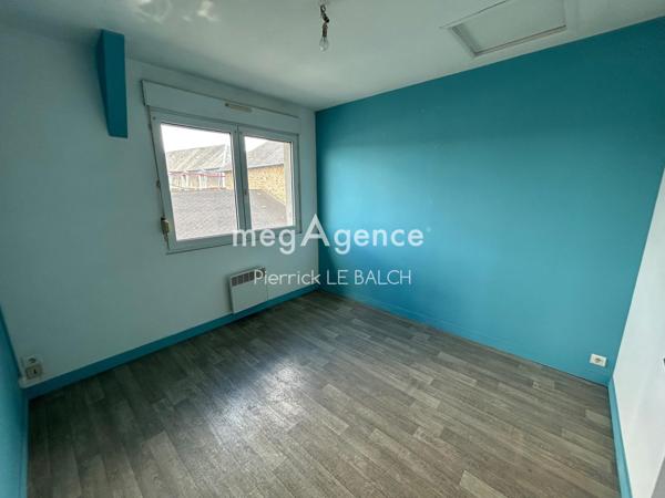 Immeuble à GUINGAMP, 22200 - 295m²