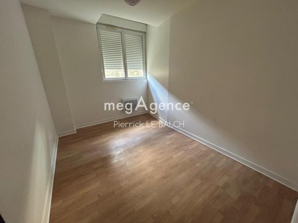 Immeuble à GUINGAMP, 22200 - 295m²