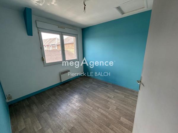 Immeuble à GUINGAMP, 22200 - 295m²