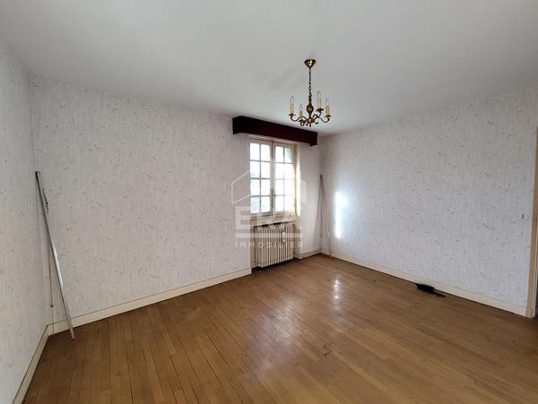 Maison de bourg à rénové