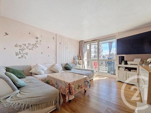 Appartement à vendre  4 pièces - 67 m 2   ROSNY SOUS BOIS  - 93