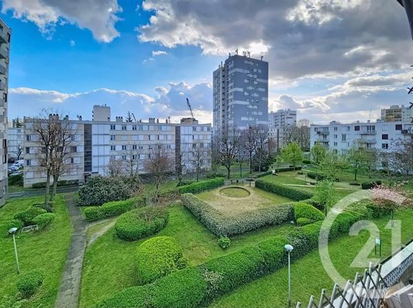 Appartement à vendre  4 pièces - 67 m 2   ROSNY SOUS BOIS  - 93