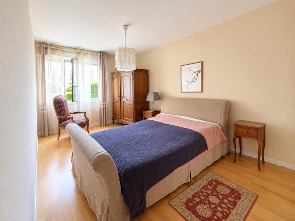 Appartement Dijon 5 pièce(s) 107 m2