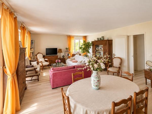 Appartement Dijon 5 pièce(s) 107 m2