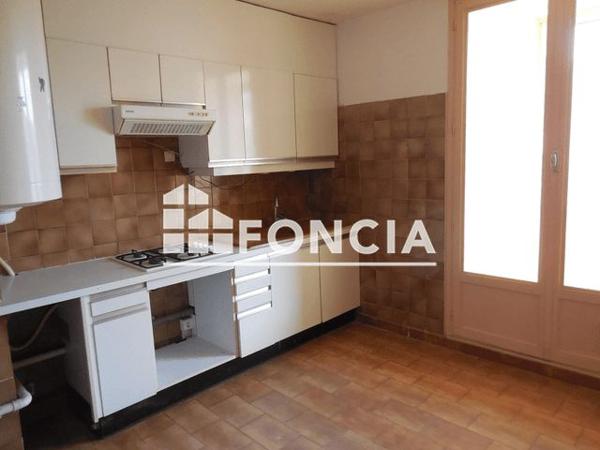 Location Appartement 4 pièces 66.98 m² - 22 RUE PAUL LOUBET Montelimar 26200