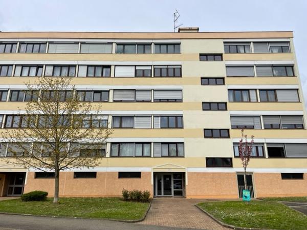 À vendre Appartement 4 pièces de 85,79 m² avec balcon et vue sur l'Ill à Illkirch-Graffenstaden