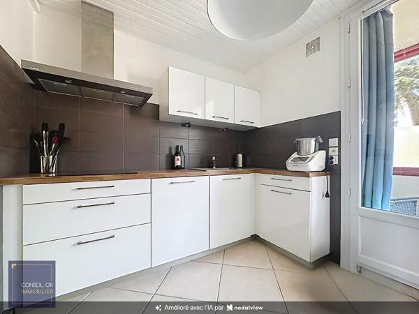 Appartement T3 + Cave et place de parking , Oullins pierre benite