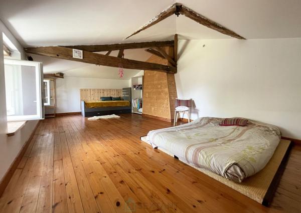 Belle propriété de 325² sur une parcelle de 3 660m²