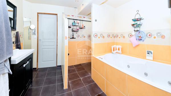 Maison Champigny avec dépendances130m2