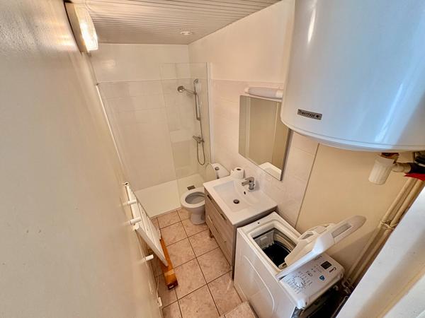 A LOUER - NANTES ST CLEMENT - Grand T1 Meublé - IDEAL ETUDIANT