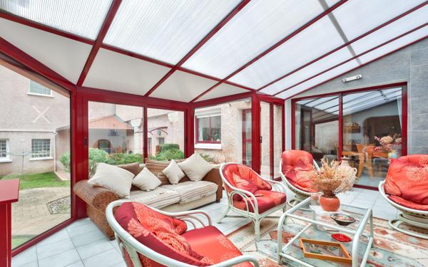 Maison à vendre    5 pièces • 183 m2 Charly