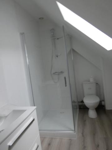 Maison T2 non meublée - 33 m² avec stationnement - RANG-DU-FLIERS