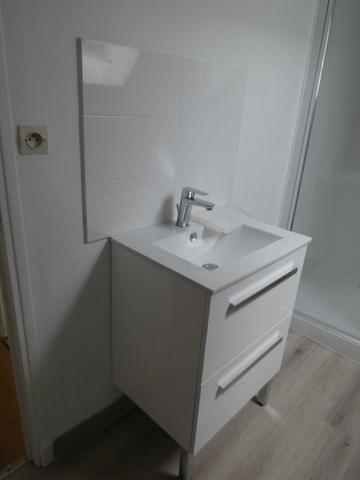 Maison T2 non meublée - 33 m² avec stationnement - RANG-DU-FLIERS