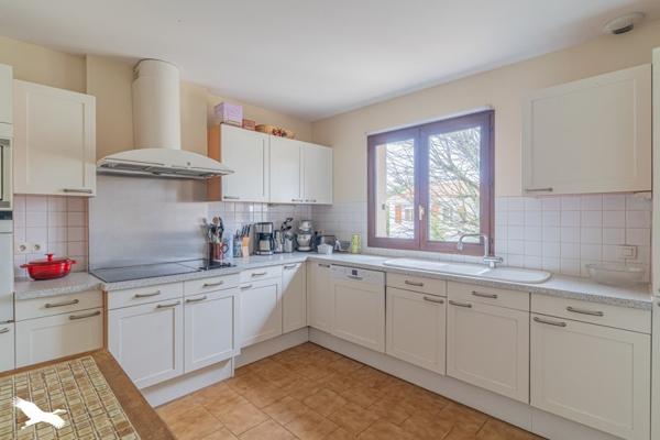 Maison à vendre |  Villenave-d'Ornon |  6 pièces | 167 m²