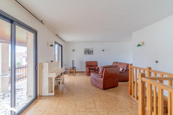 Maison à vendre |  Villenave-d'Ornon |  6 pièces | 167 m²