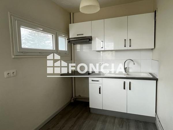 Location Appartement 4 pièces 66.1 m² - PETITES ROCHES Dijon 21000