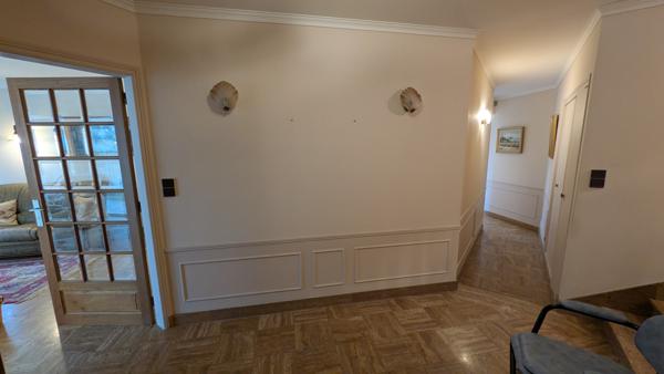 Saint-Évarzec (29170) Grande propriété de 5700 m² terrain constructible avec maison d'architecte de 130m² et hangar de stockage ou g