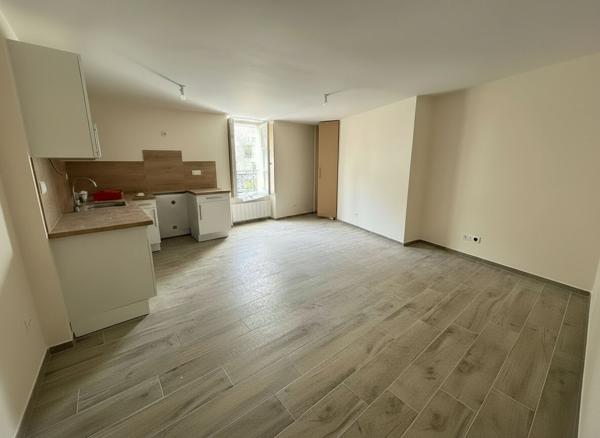 Appartement Veuzain Sur Loire 4 pièce(s) 75 m2