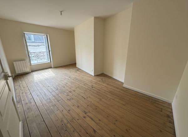 Appartement Veuzain Sur Loire 4 pièce(s) 75 m2