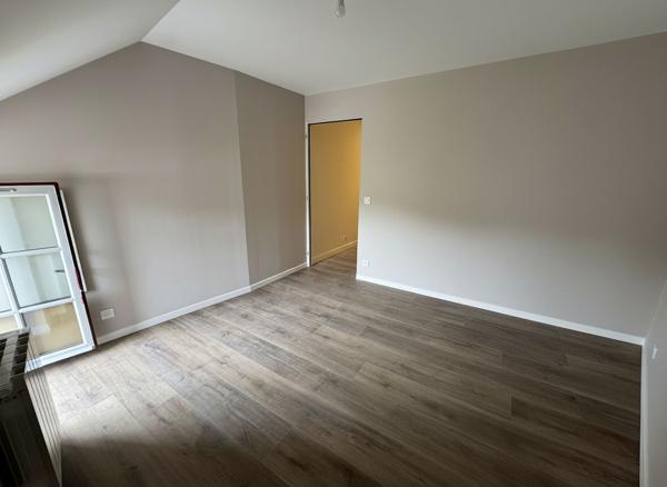 Appartement Veuzain Sur Loire 4 pièce(s) 75 m2