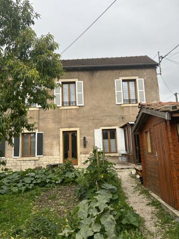 DIJON CARRIERES BACQUIN : APPARTEMENT T2 TERRASSE JARDIN
