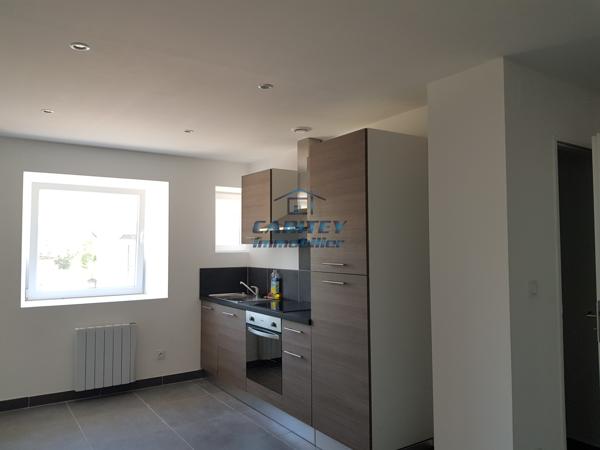 APPARTEMENT F1 - GRANGES LA VILLE