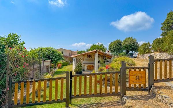 Maison à vendre    8 pièces •  Touët-de-l'Escarène