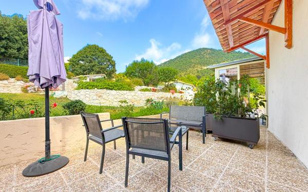 Maison à vendre    8 pièces •  Touët-de-l'Escarène