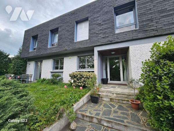MAISON D ARCHITECTE 5 CHAMBRES