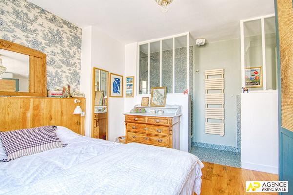 Versailles Notre-Dame Appartement 2 pièces 55 m² carrez situé au 4ème et dernier étage €455 000 ** - Référence 25447