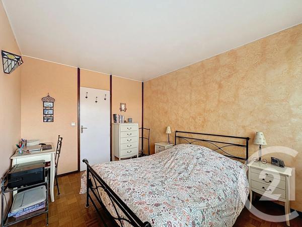 Appartement F4 à vendre  4 pièces - 91,13 m 2   THIAIS  - 94