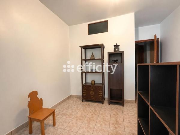 Maison
         7 pièces
        - 128 m² Exclusivité 765 000 € *