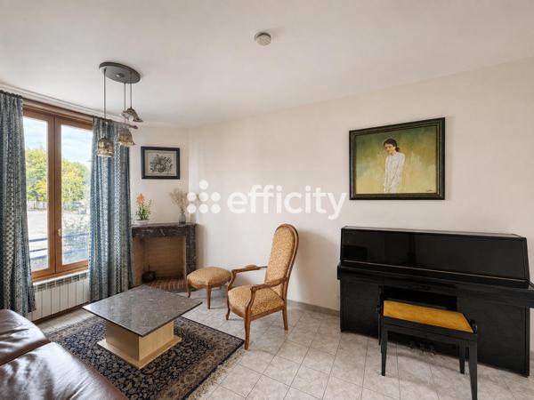 Maison
         7 pièces
        - 128 m² Exclusivité 765 000 € *