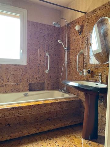 Maison à vendre à Gourdon dans le Lot (46300), ref : 46041/449