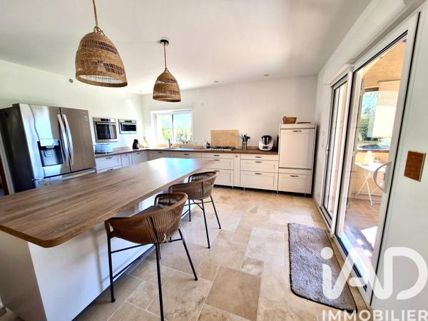 Maison à vendre 5 pièces 133,62 m² Saint-Martin-de-Valgalgues