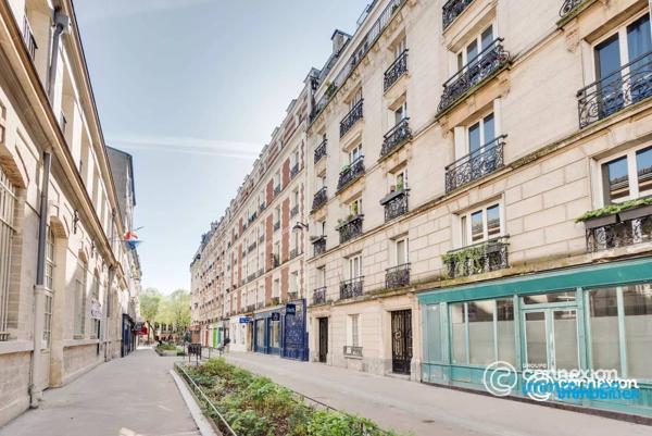 2 pièces - Village Abbesses