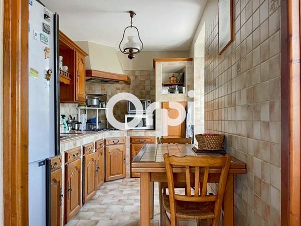 Maison à vendre    3 pièces •  Joyeuse