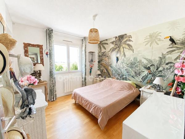 Maison 6 pièces 118m2 avec piscine et garage à GIGEAN (34)