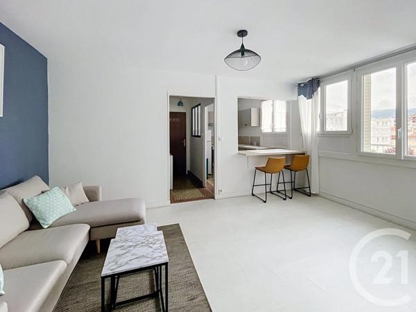 Appartement F3 à vendre  3 pièces - 55,62 m 2   CLERMONT FERRAND  - 63