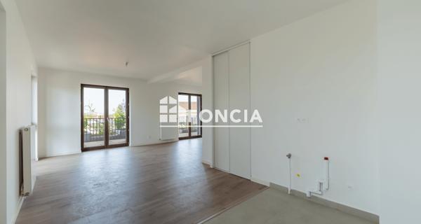 À vendre Appartement 4 pièces 90 m² - Nanterre 92000