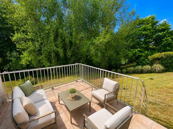 Maison T5 de 121 m² avec environnement exceptionnel et grand sous sol. - Leguevin (31490)